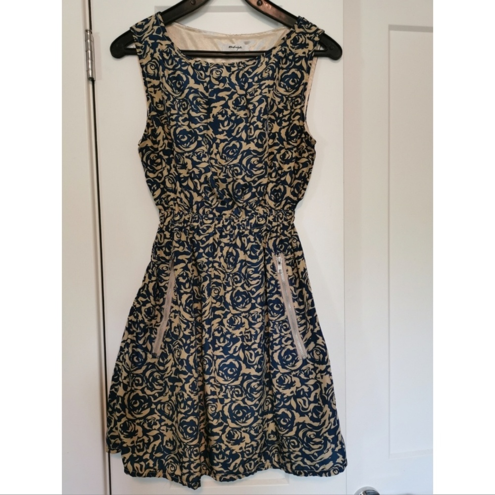 Midi Dress With Pockets